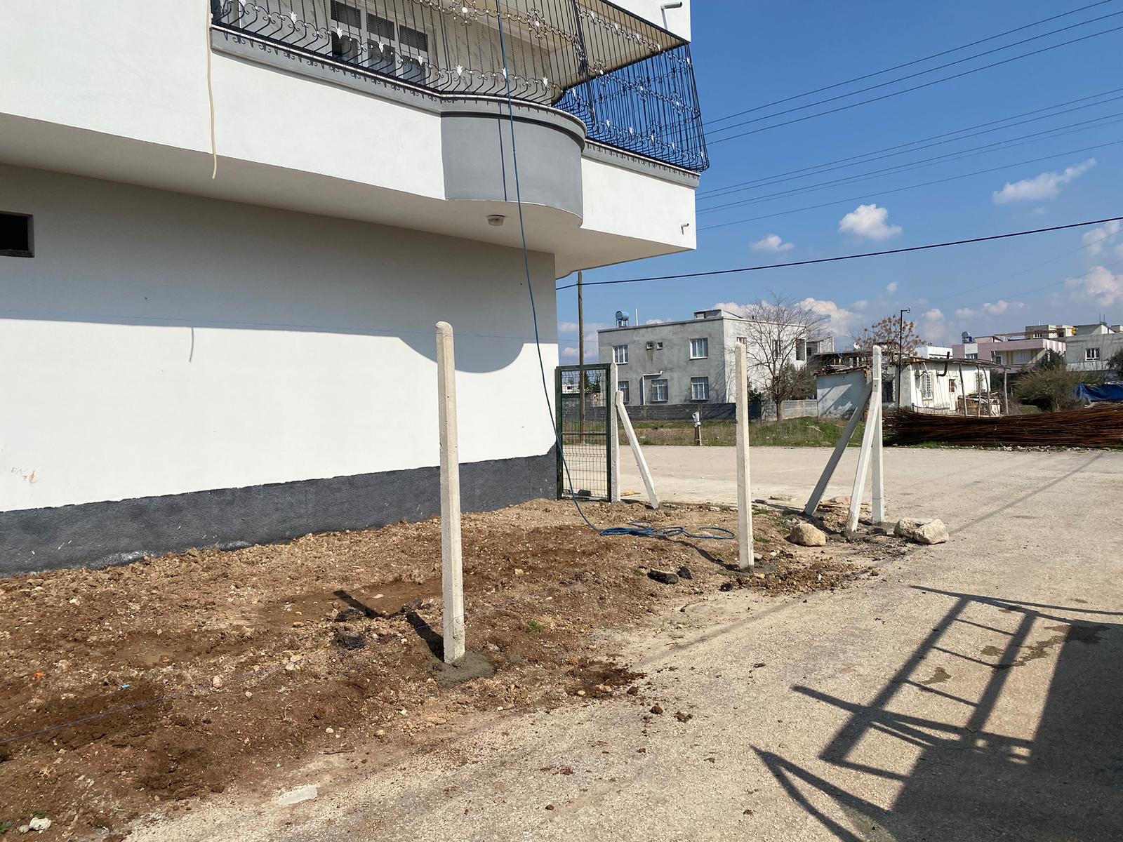 Beton Direkli Tel Örgü Kurumsal Proje Uygulaması 76